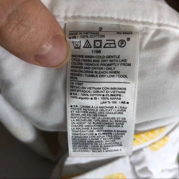 Old Navy pineapple print shorts, 2 - Picture 11 of 11